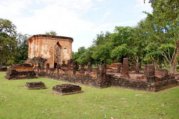 Wat Tuek